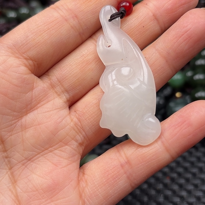 和田玉颈饰未镶嵌