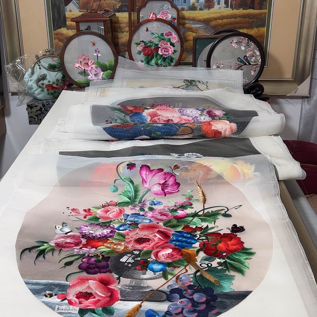 刺绣网***怕纯手工刺绣画