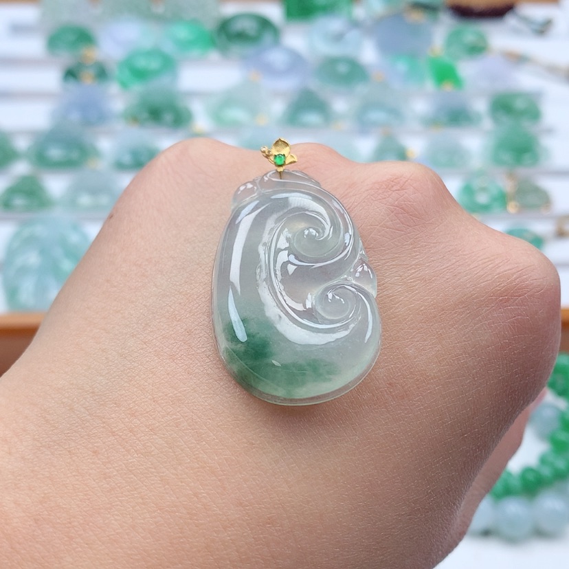 【闪购商品】翡翠吊坠(赠链)18K金镶嵌