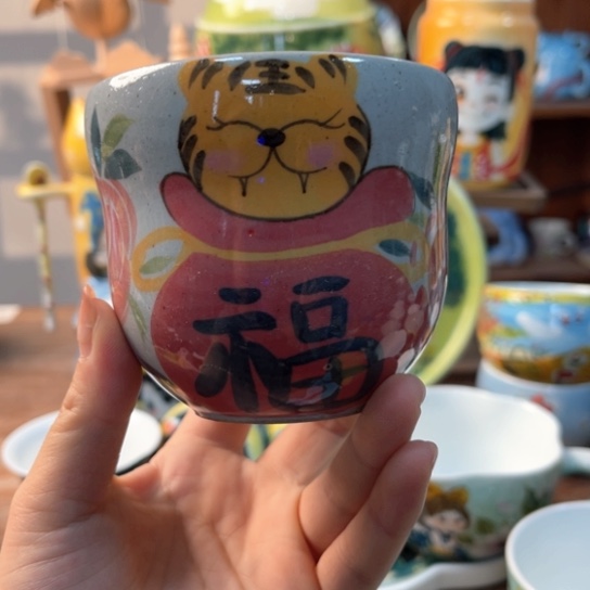 炉景德镇釉下手绘陶瓷 