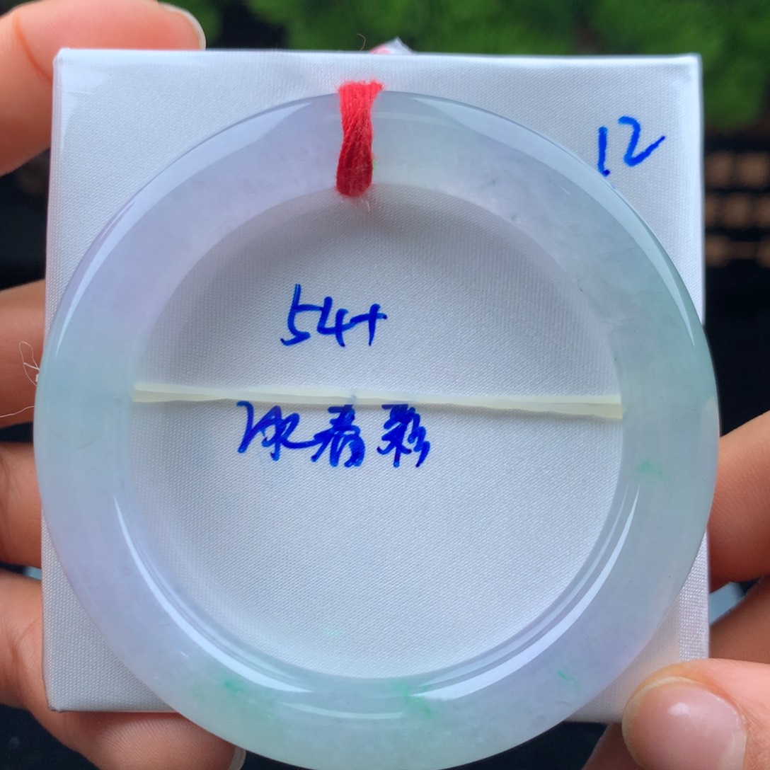 翡翠手镯未镶嵌手镯