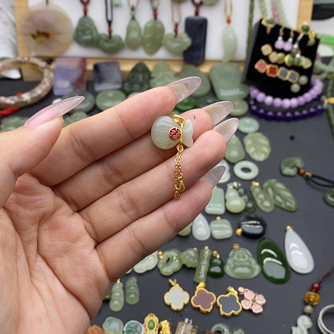 和田玉吊坠(不含链)银S925镶嵌