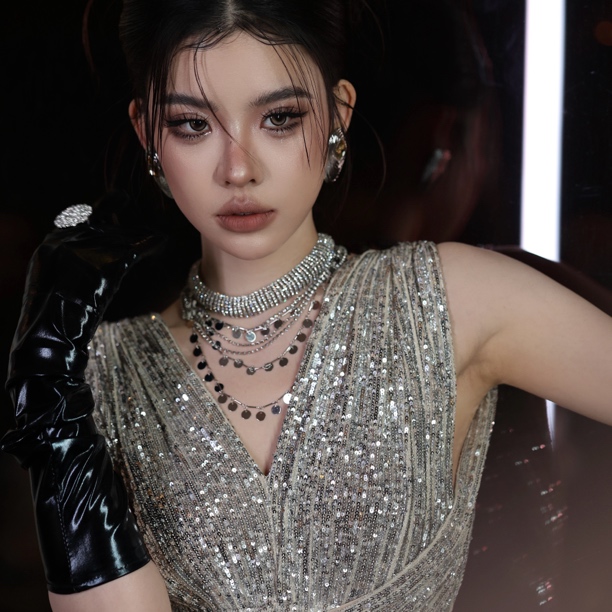 铜合金项链 2667新款新娘镶钻多层亮片流苏项链夸张设计感颈链