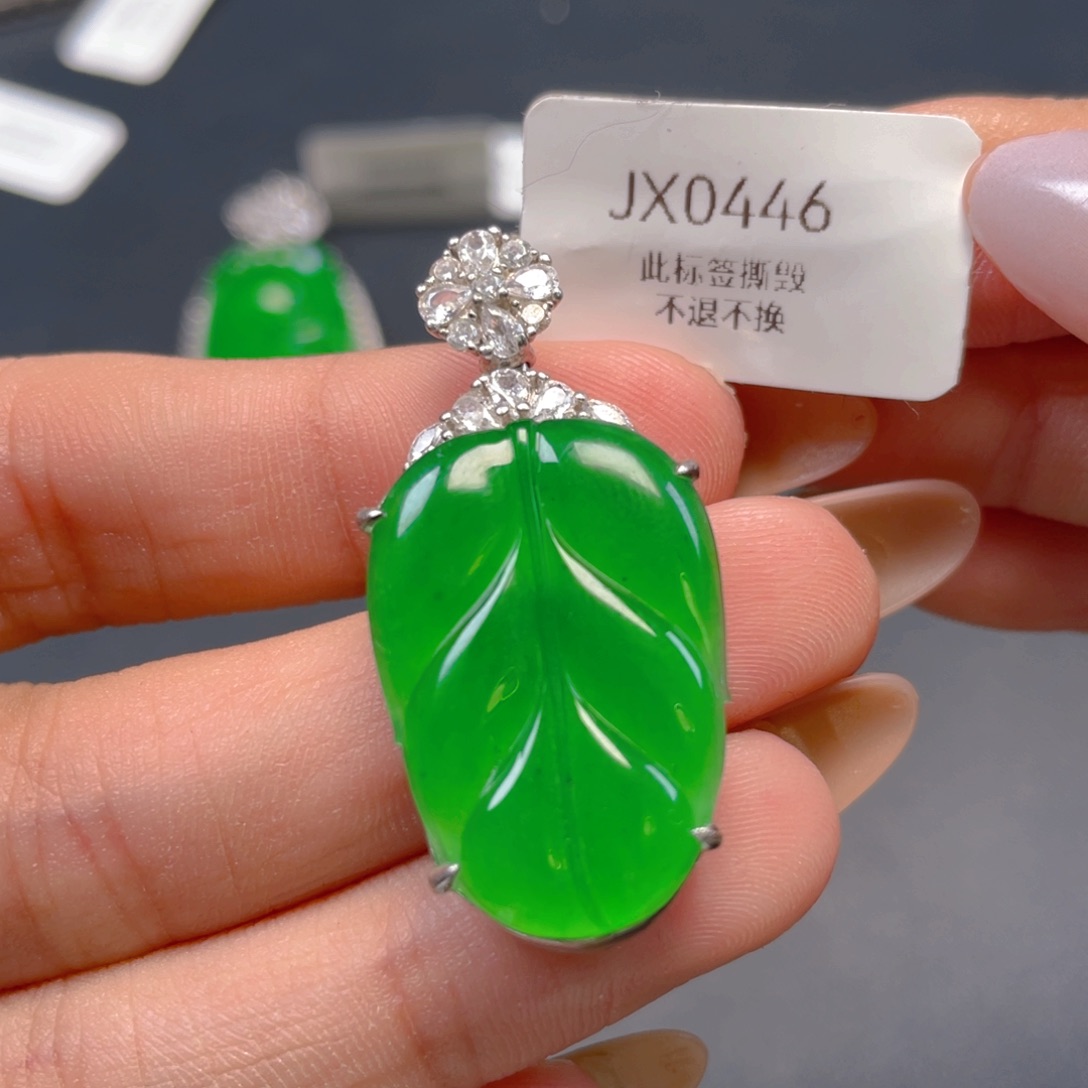 【闪购商品】颈饰银S925镶嵌翡翠翡翠