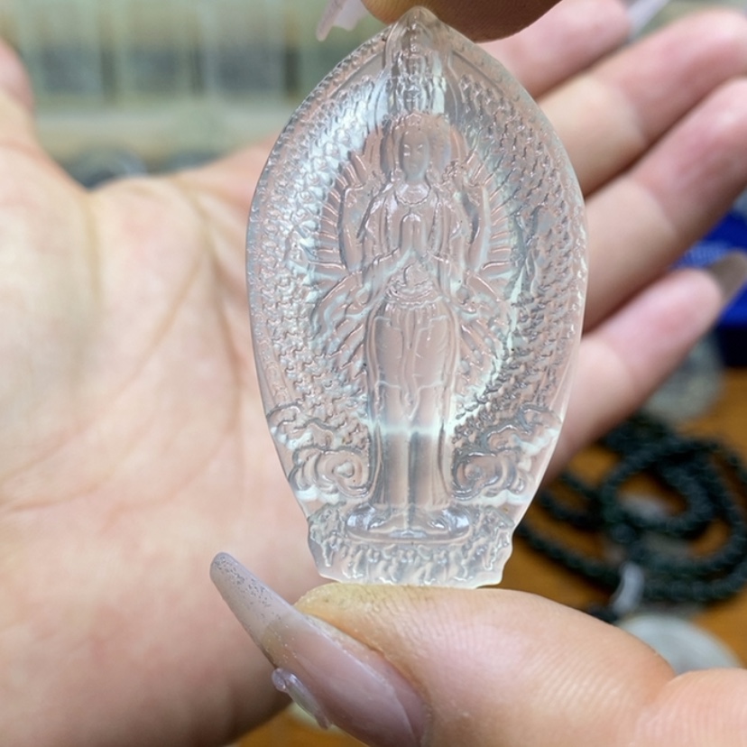 【闪购商品】蛇纹石玉未镶嵌颈饰