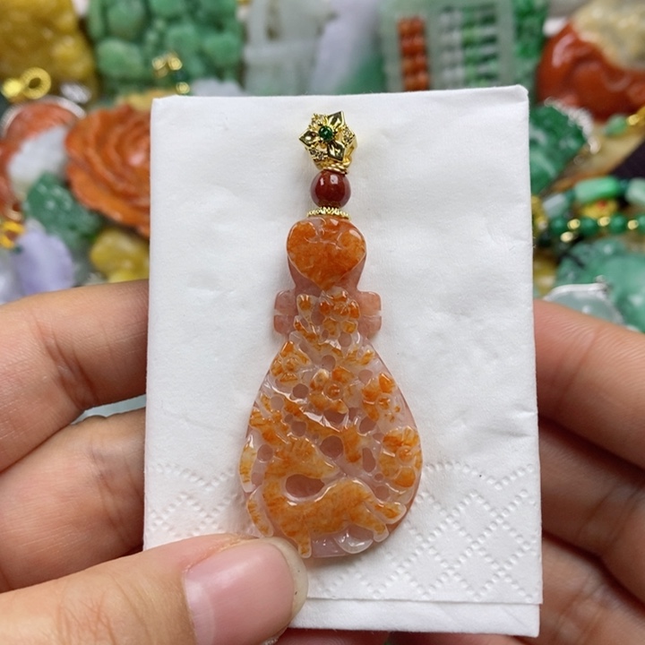 翡翠吊坠(不含链)未镶嵌