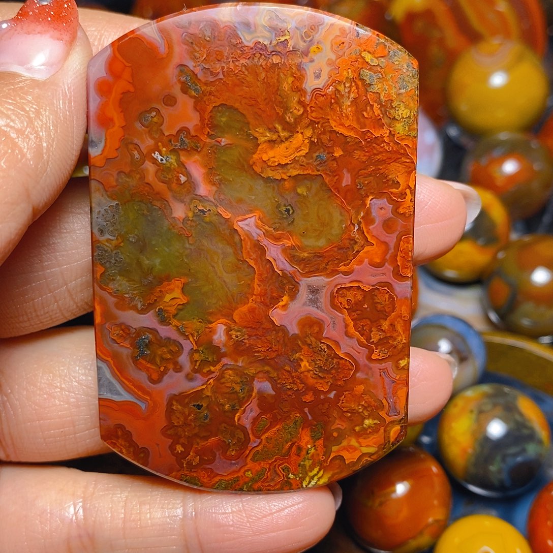 用***星玛瑙/玉髓未镶嵌颈饰