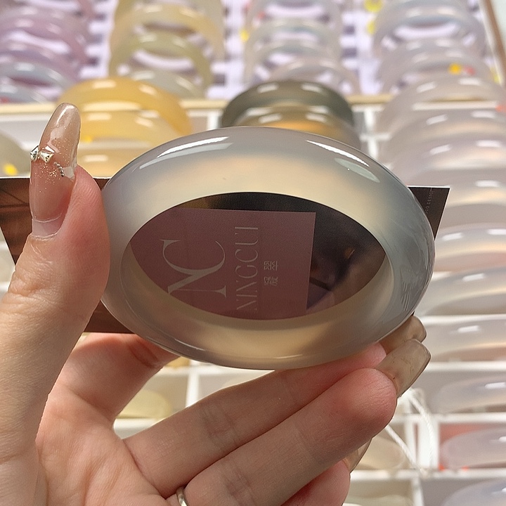 _***糕玛瑙/玉髓手镯未镶嵌