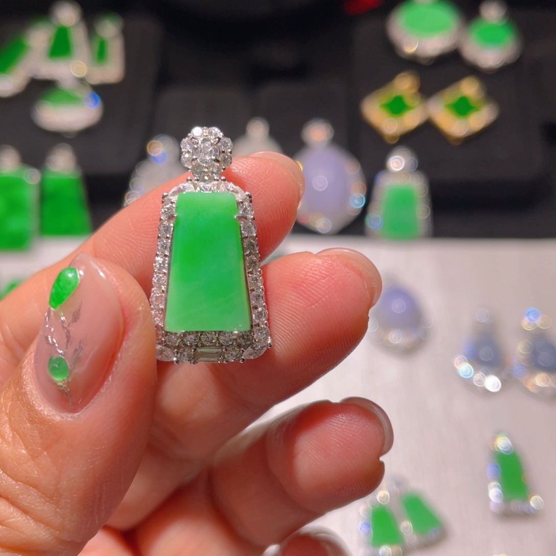 翡翠颈饰银S925镶嵌潇*精品