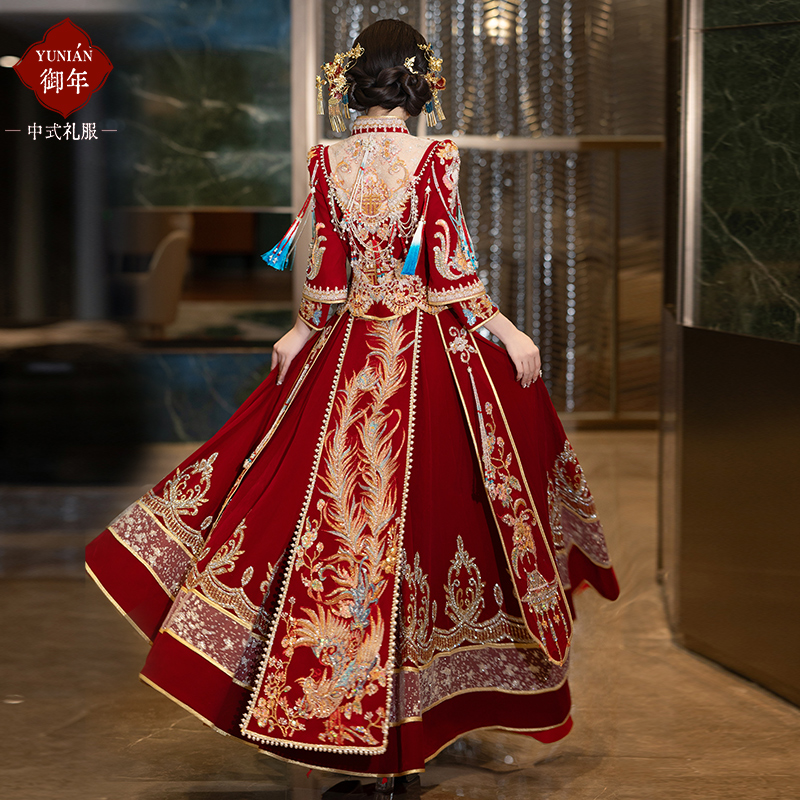 V领重工奢华秀禾服新娘结婚中式嫁衣2025新款秋冬丝绒敬酒服出阁