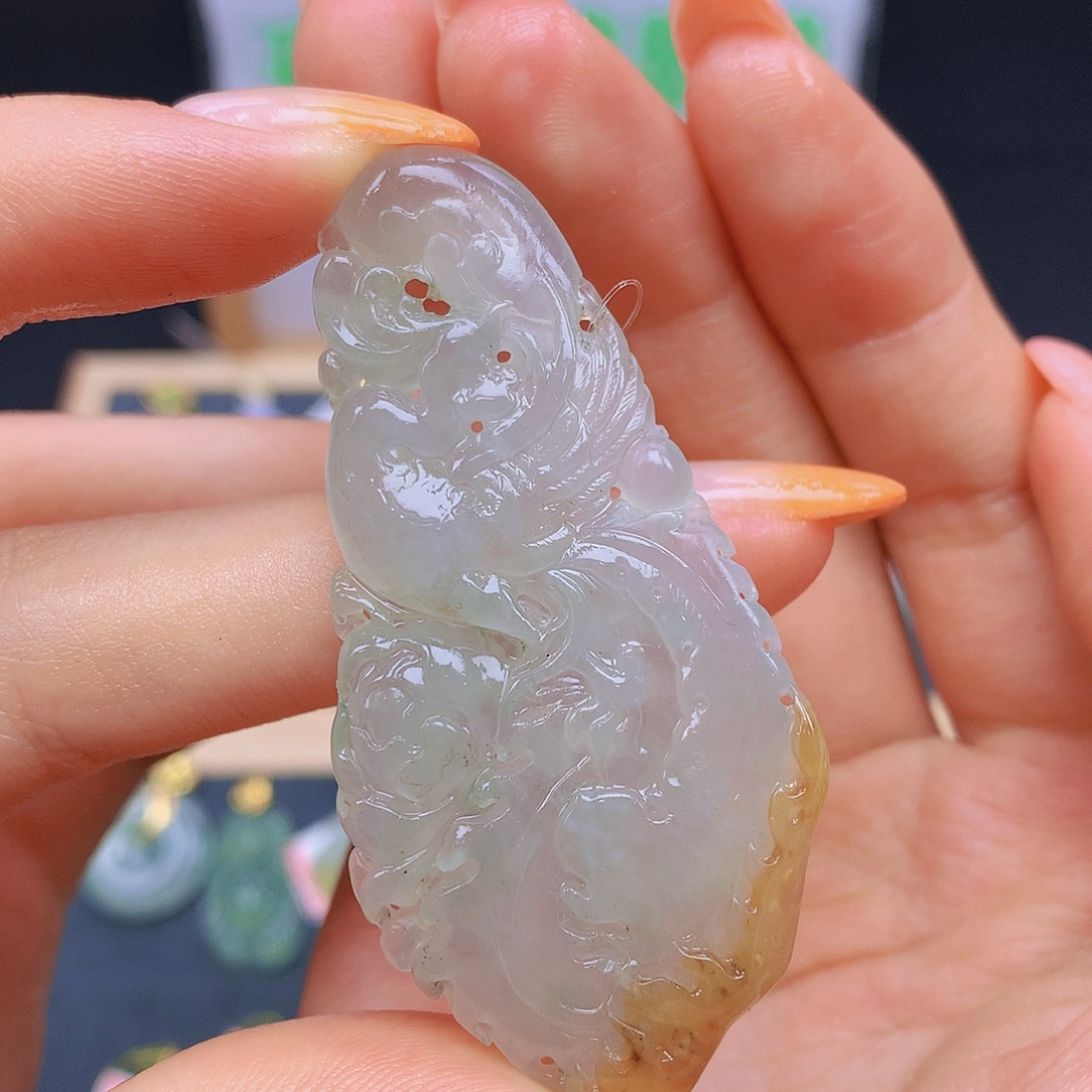 翡翠未镶嵌颈饰翡翠