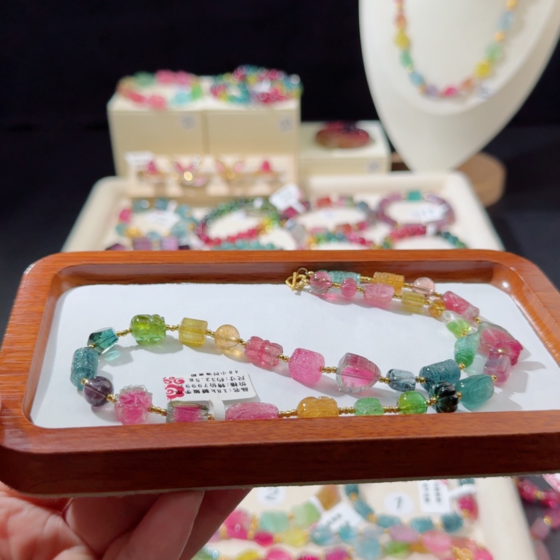 果***a18K金镶嵌手串碧玺手串