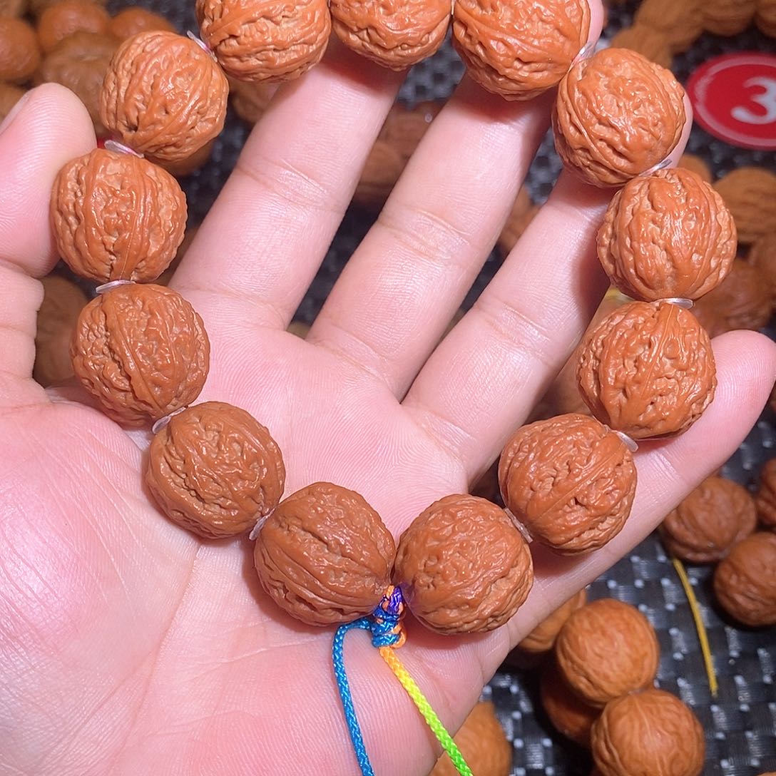 文玩核桃手串蚂蚁纹