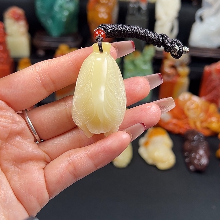 寿山石老性芙蓉石