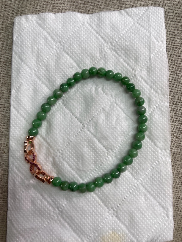 玉如军意翡翠珠宝