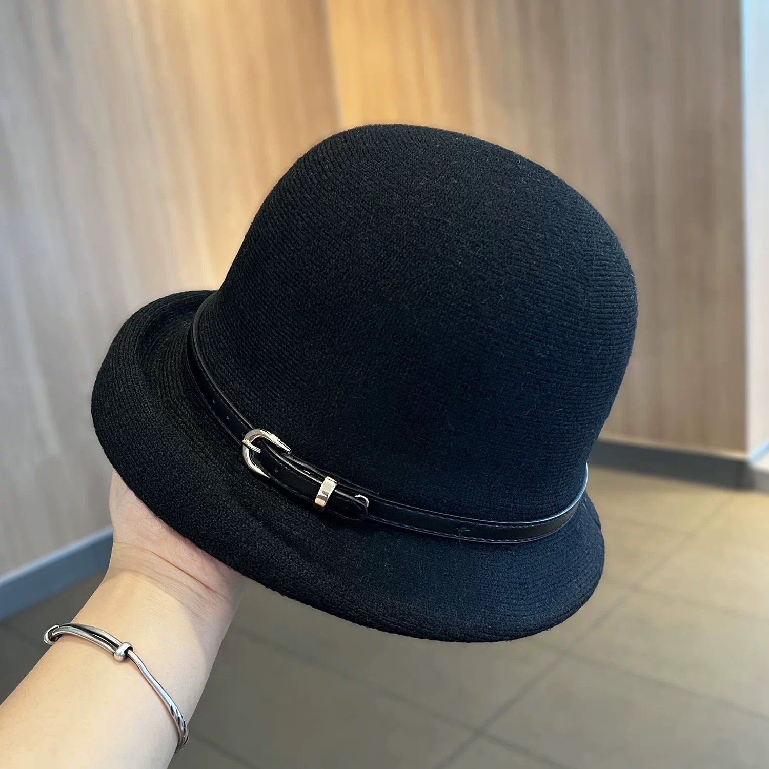 时尚妈妈渔夫帽子女秋冬英伦复古保暖卷边礼帽显脸小优雅气质盆帽