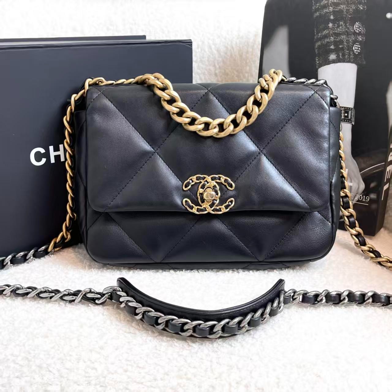 99新 Chanel/香奈儿 黑金羊19bag小号50397978/12期免息/代卖服务