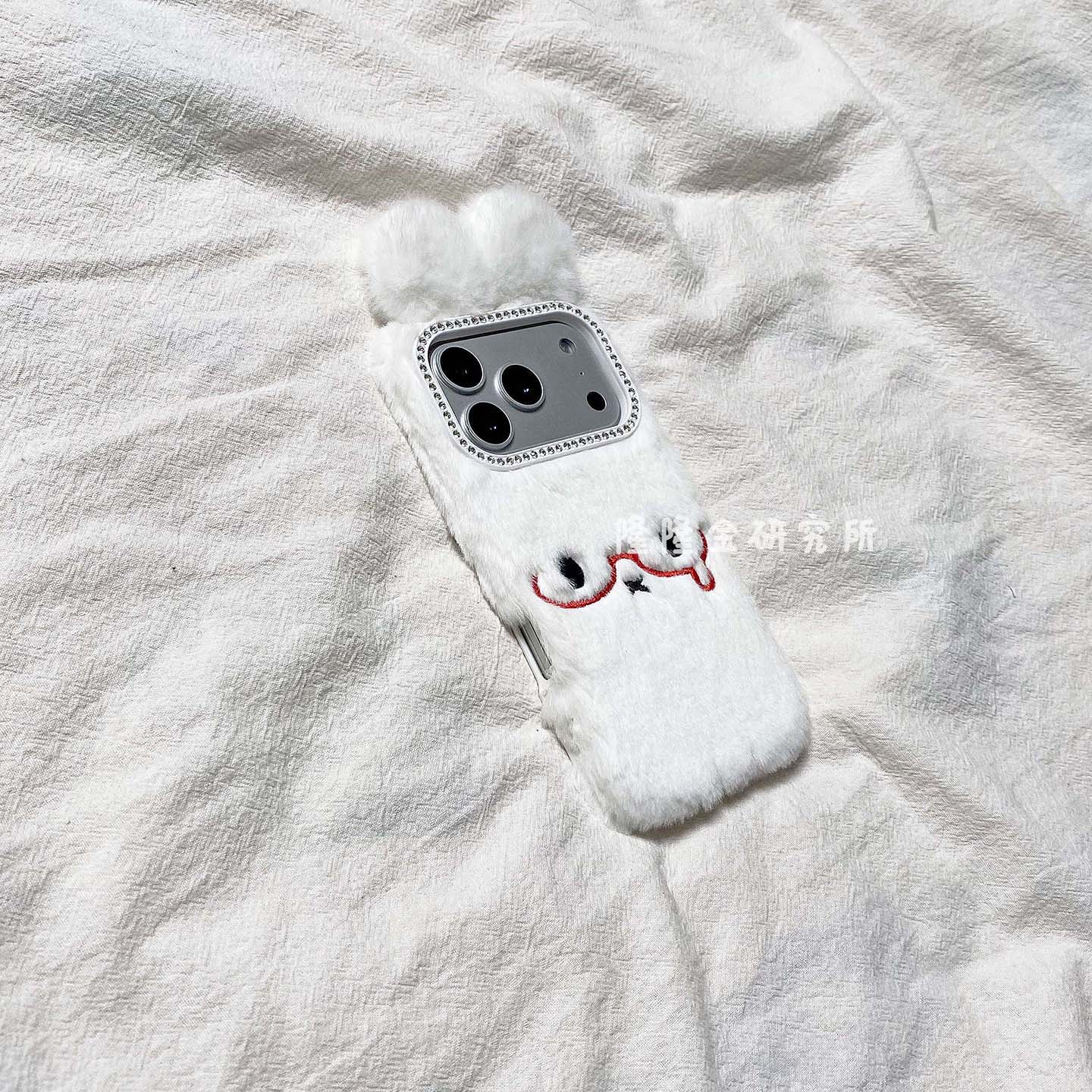 隆隆金适用苹果17手机壳白色红镜框米菲兔16promax保护套13/14/15