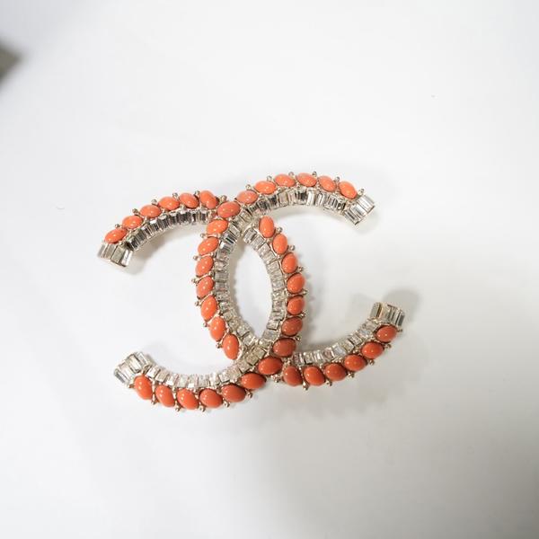 Chanel琉璃闪钻双C胸针