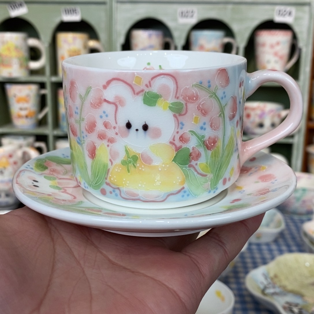 瓷片铃兰花兔子咖啡杯