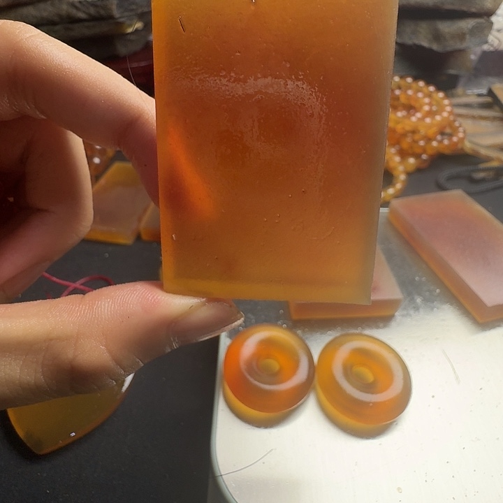 大***祥皮质纯铜非遗物品展示平安扣