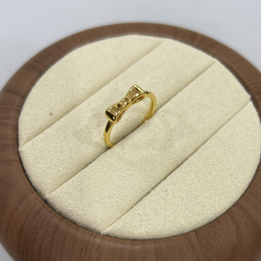 足金999 克重 0.49 11号在逃公主戒指  