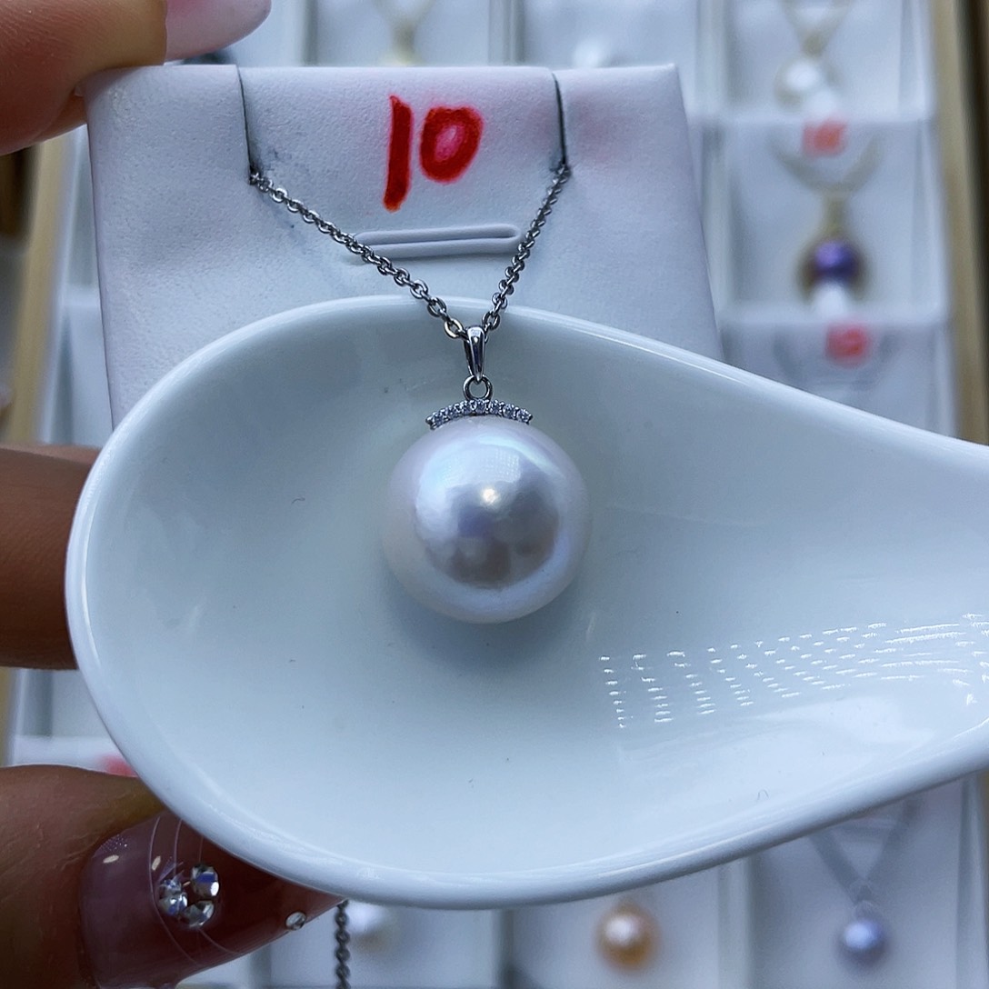 淡水珍珠吊坠(不含链)18K金镶嵌自**翔