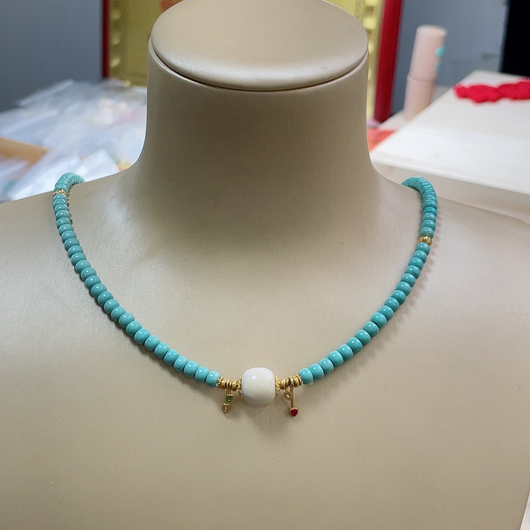 绿松石珠宝奇石18K金镶嵌