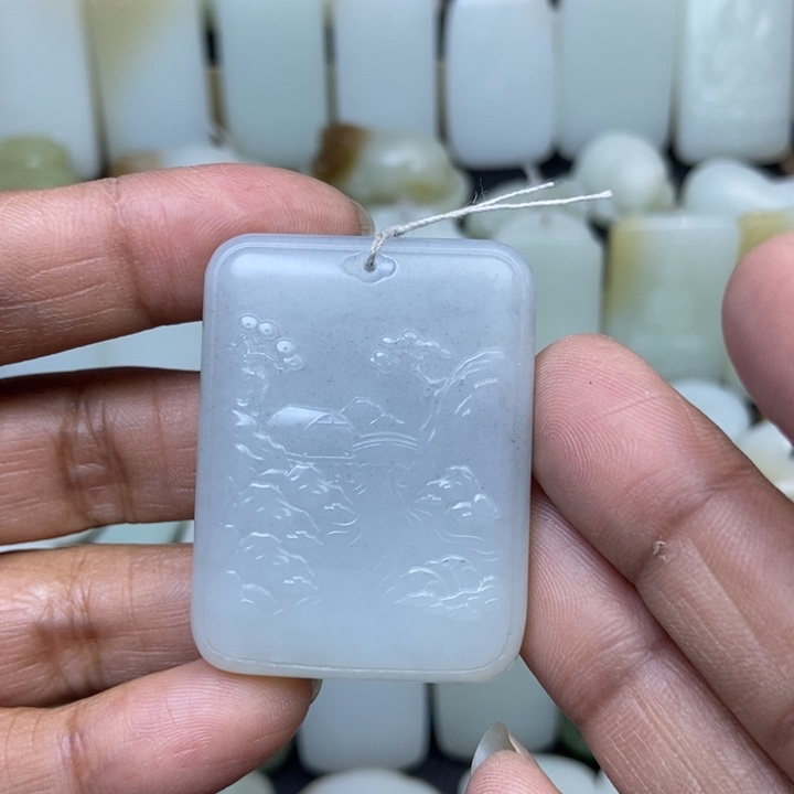 和田玉颈饰未镶嵌