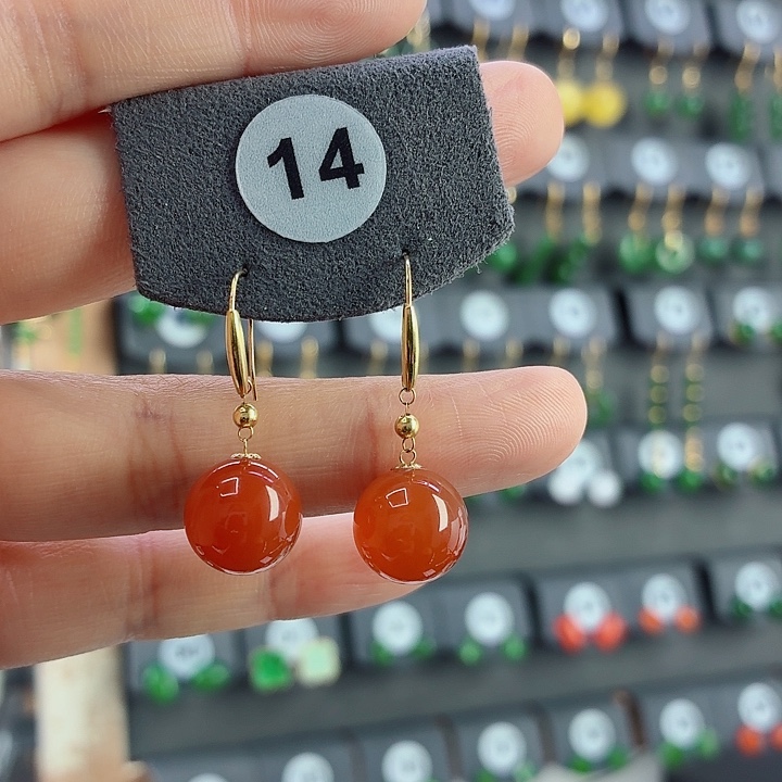 南红玛瑙18K金镶嵌耳饰