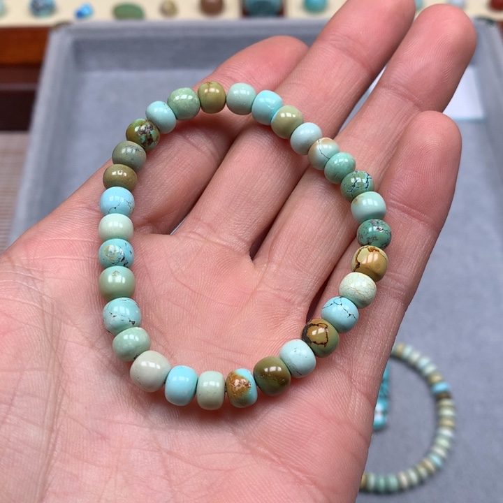 绿松石配饰未镶嵌