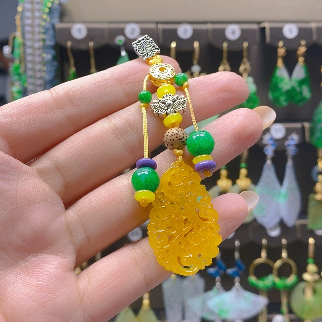 未镶嵌翡翠耳饰翡翠