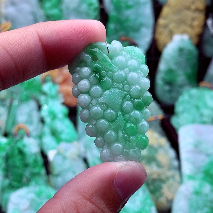 翡翠吊坠(不含链)未镶嵌