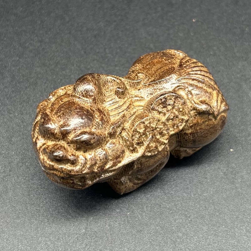 1WWC023356【照耀美丽的光芒】雪山重楼摆件