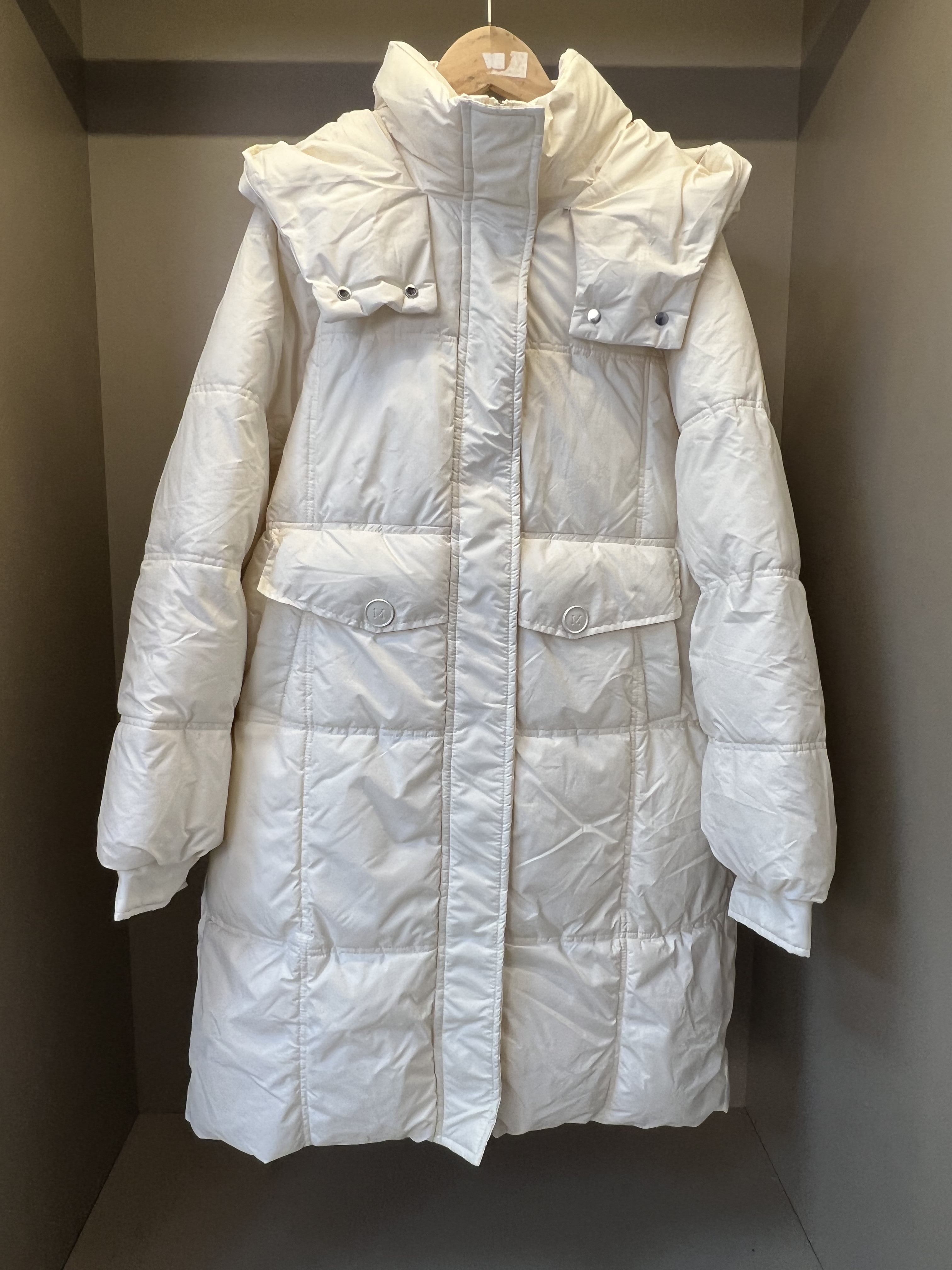 852冬季韩版保暖中长款连帽宽松型外套