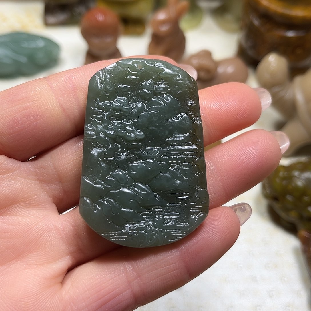 白玉菩提吊坠白玉菩提吊坠