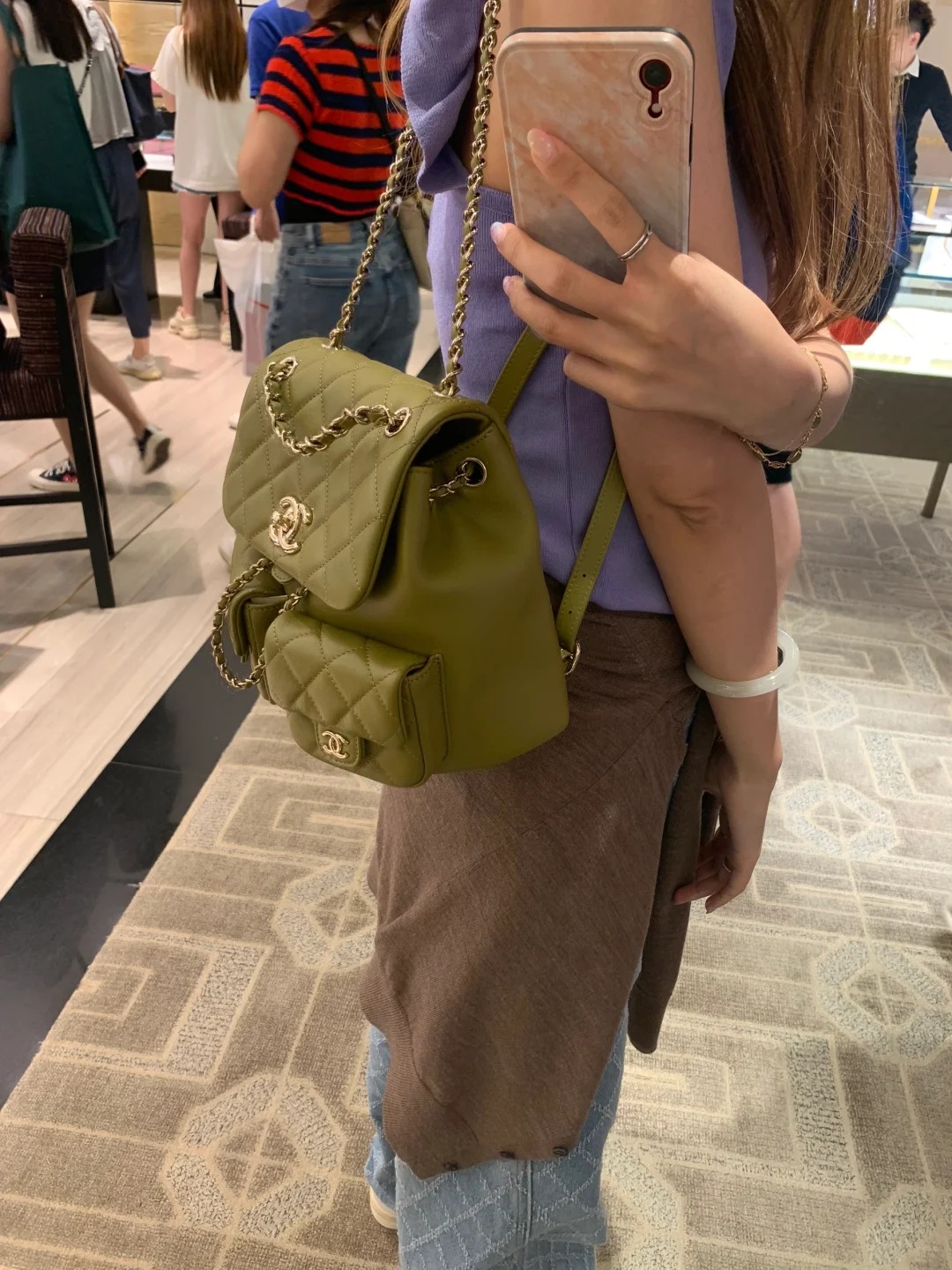 99新 Chanel/香奈儿 duma 23a双肩包中号橄榄绿牛皮/99新/优选
