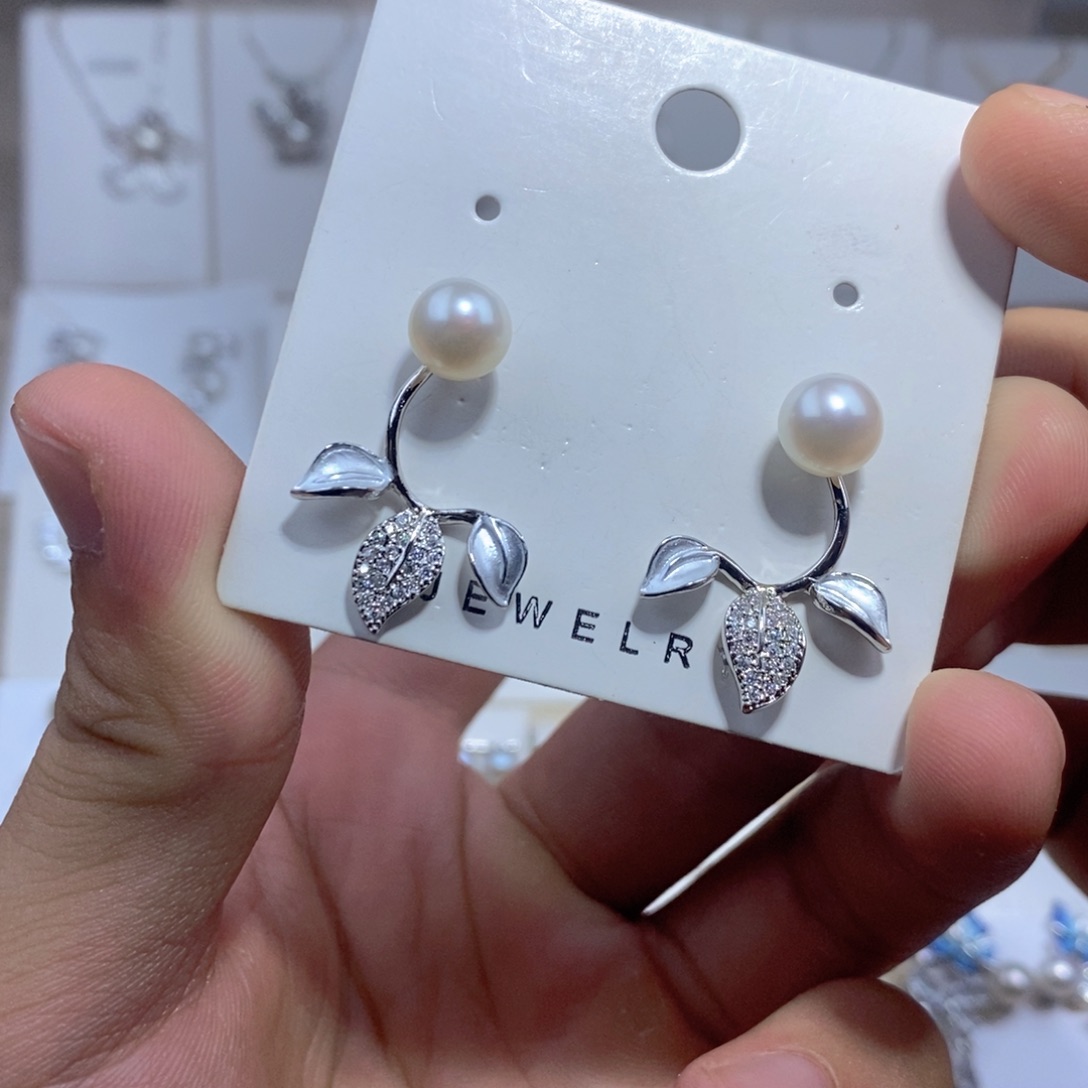 未镶嵌耳饰淡水珍珠