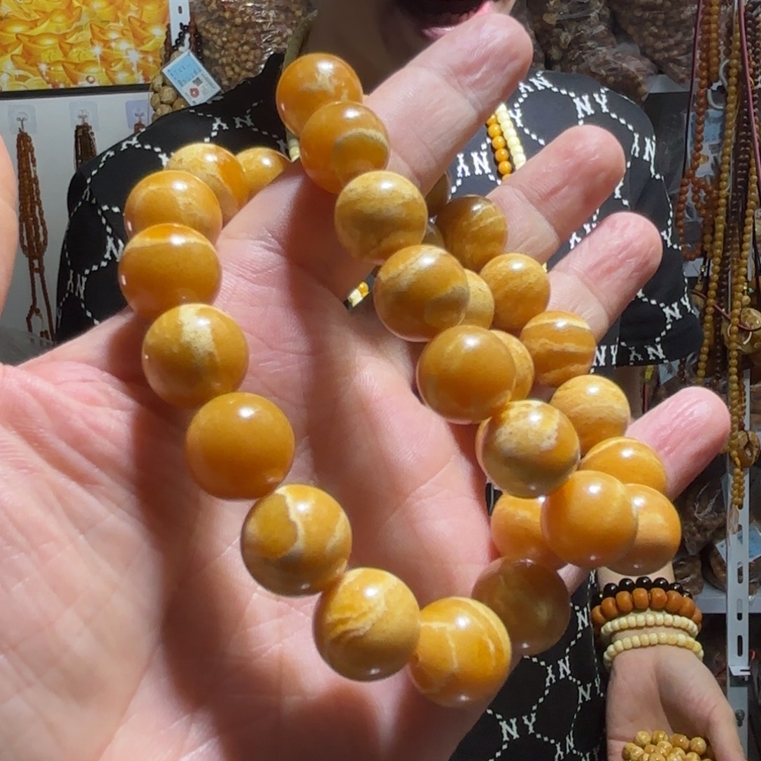 琥珀未镶嵌裸石12白花蜡手串多样性发其一