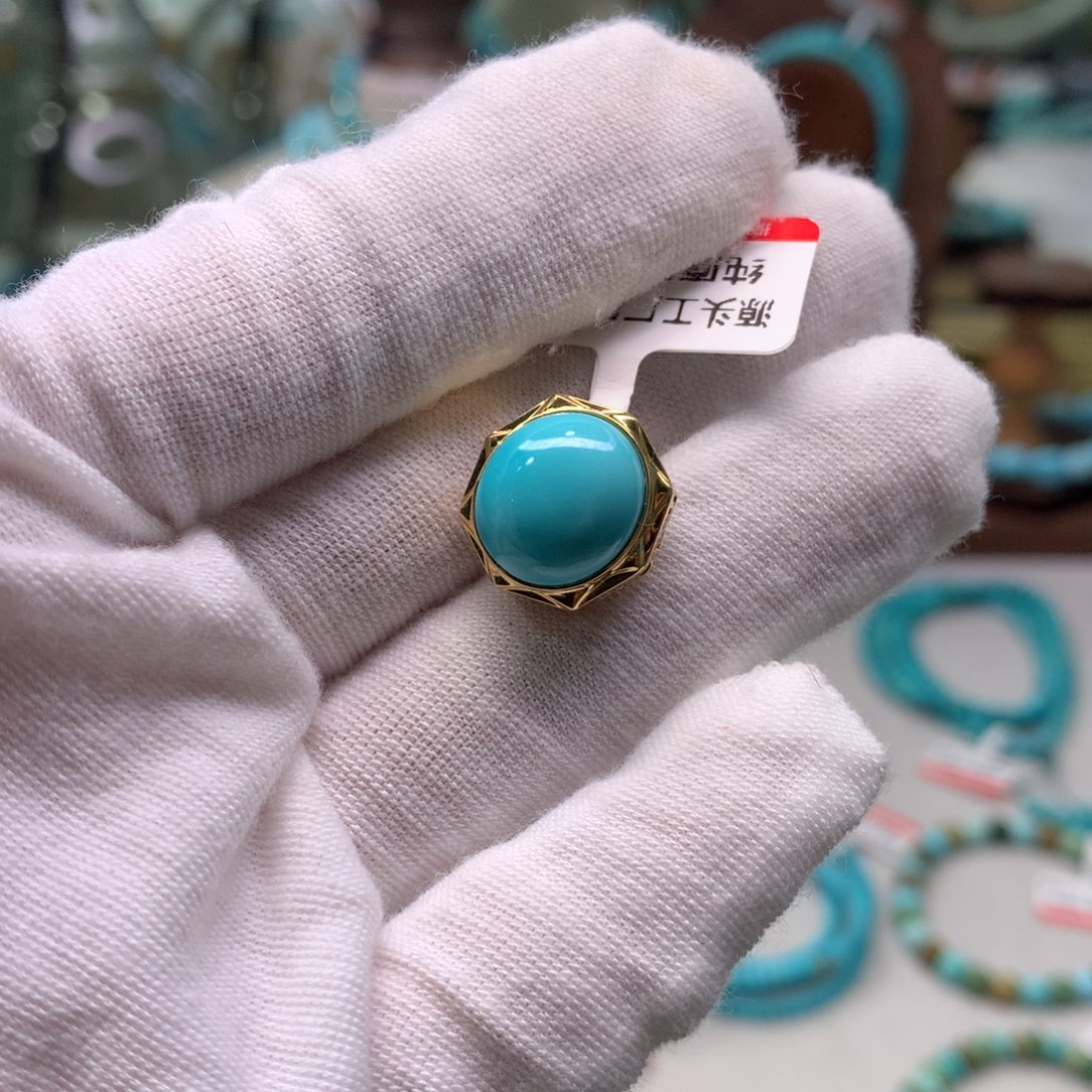 绿松石配饰未镶嵌