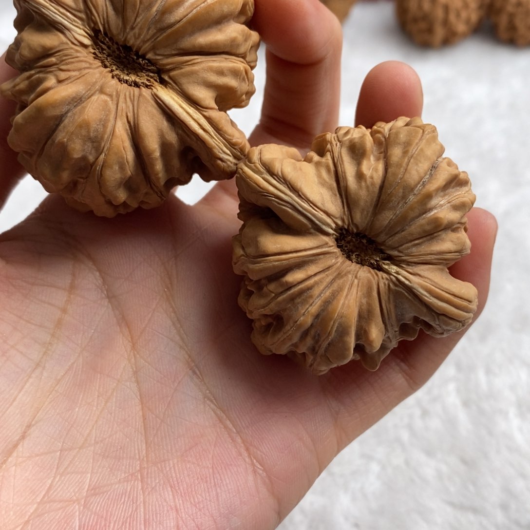 文玩核桃吊坠简*爱画落空