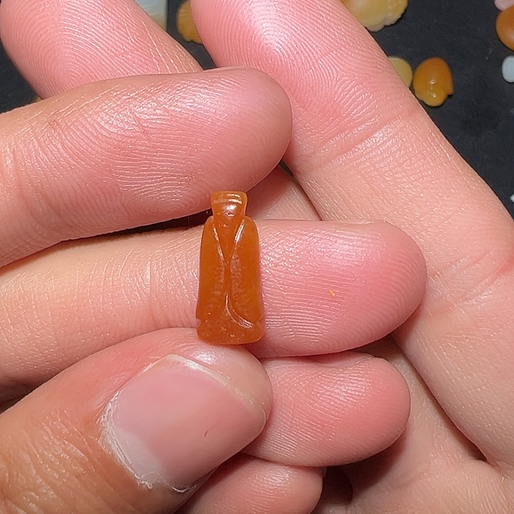 用***3和田玉未镶嵌颈饰