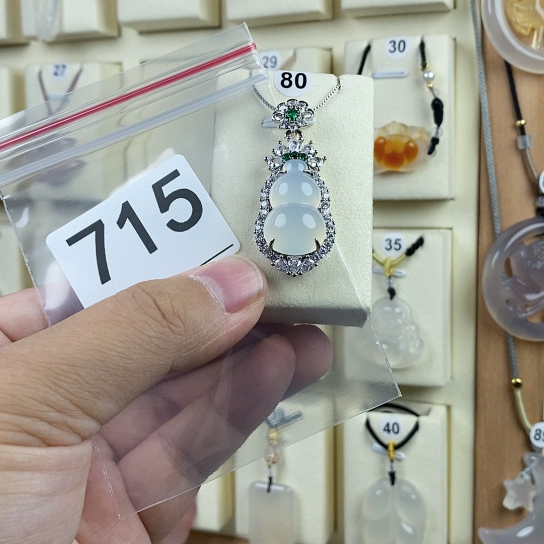 玛瑙/玉髓颈饰合金小**-