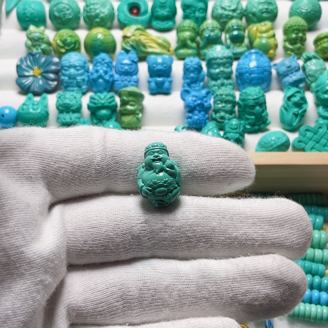 神*行雕刻配珠小财神