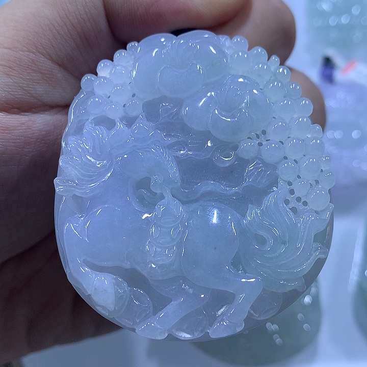 翡翠未镶嵌颈饰天然翡翠A货吊坠