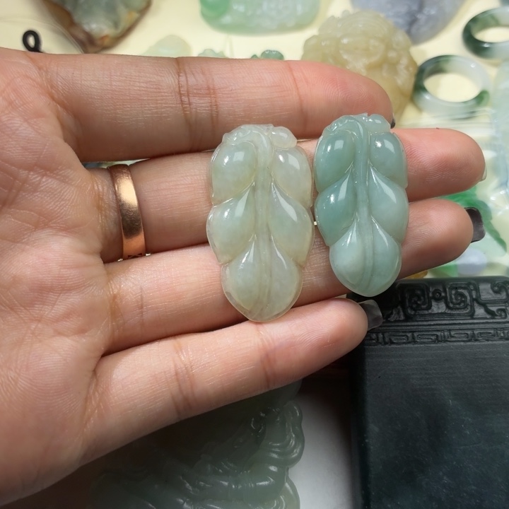 翡翠未镶嵌颈饰叶子