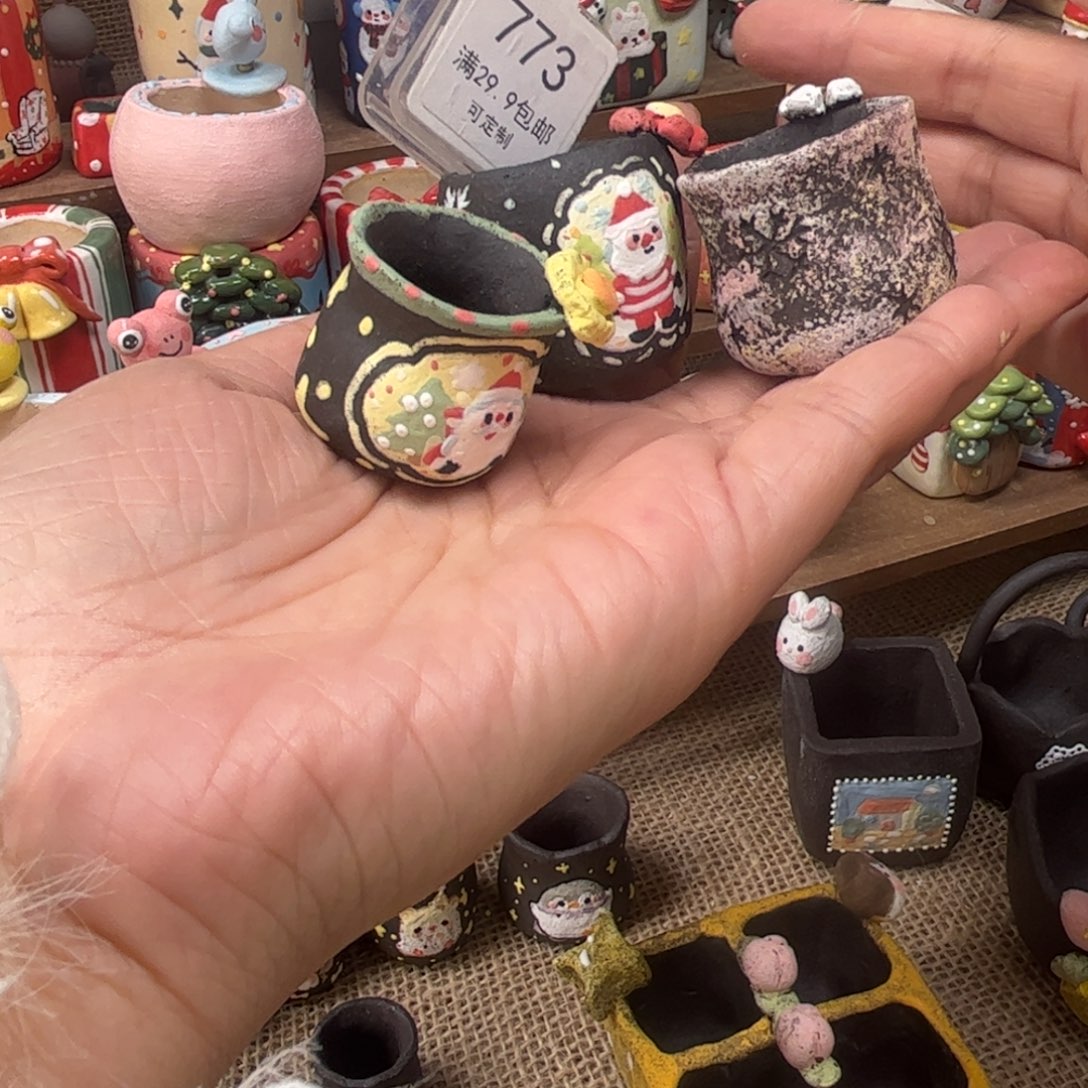 来***财773三个花盆手绘打包