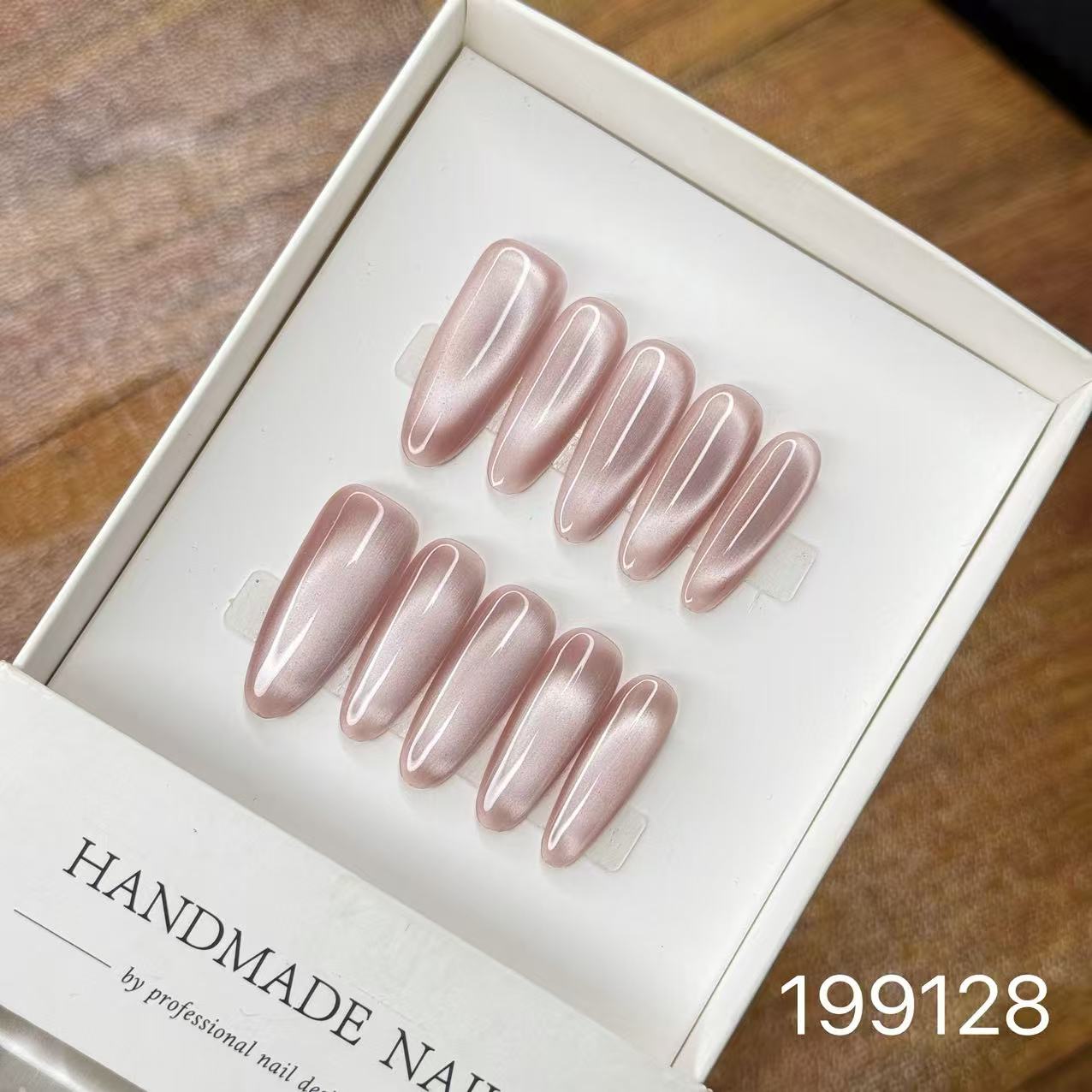 粉琉璃玻璃珠高级感纯手工穿戴甲气质镜面