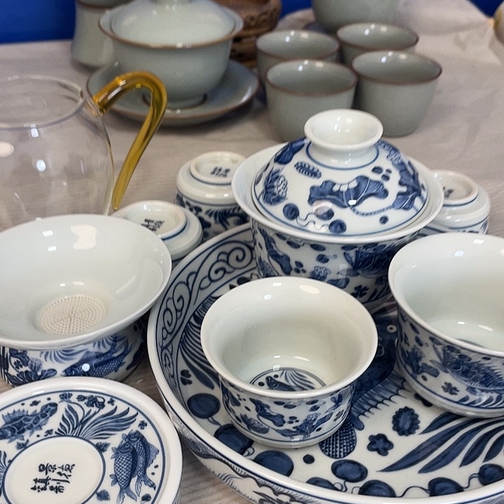 杯白瓷鱼藻纹11件套