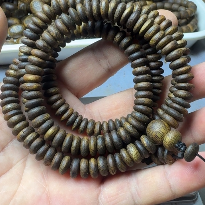 沉香手串用****2张勺子手串26克加